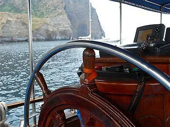 Boat And Breakfast Palermo